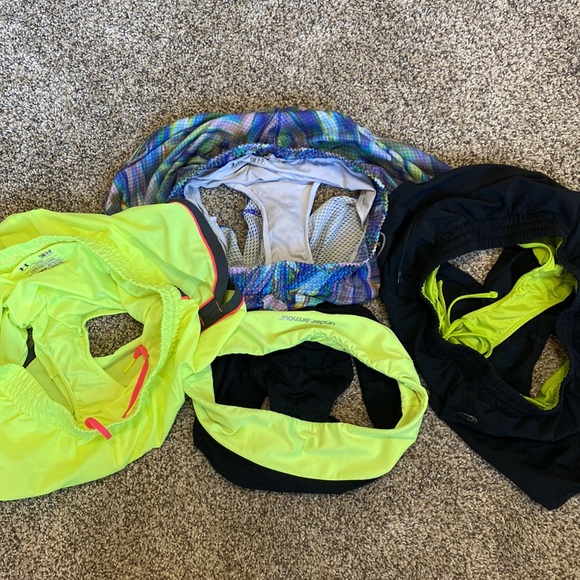 ‼️BUNDLE‼️ Under Armour Heat Gear Shorts - Picture 9 of 9